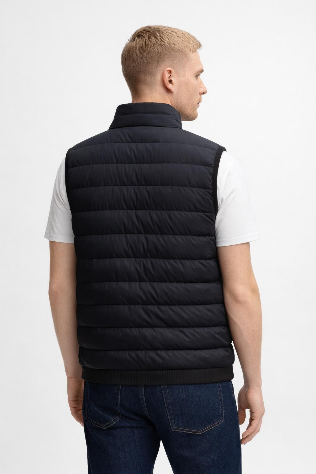Thomas | Men's Windproof Outdoor Vest, Zip Pockets